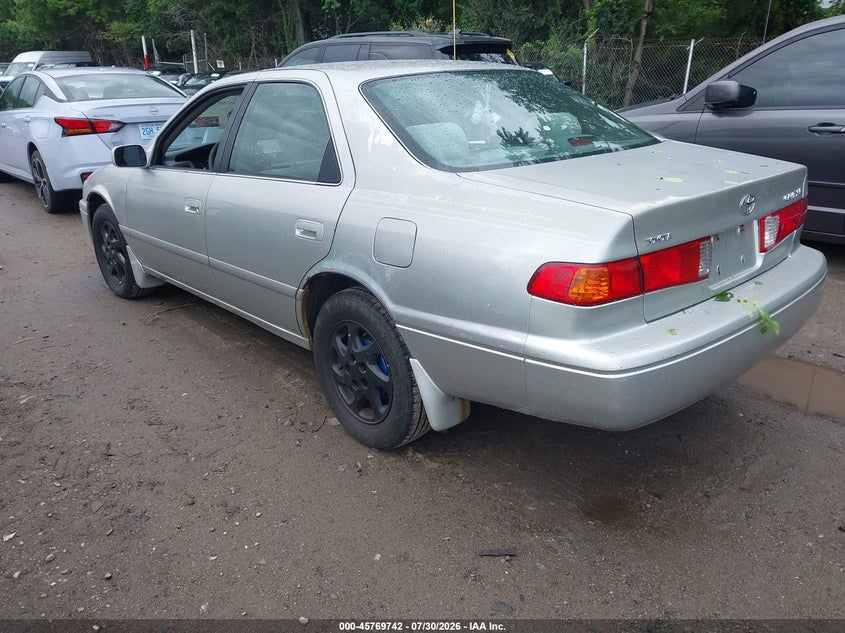 2001 TOYOTA CAMRY auction photo 3