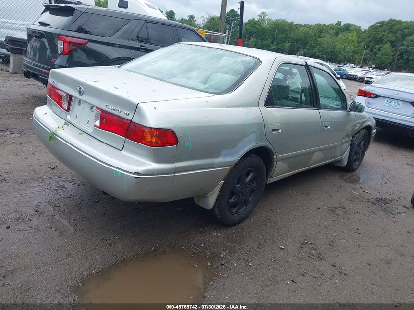 2001 TOYOTA CAMRY auction photo 4