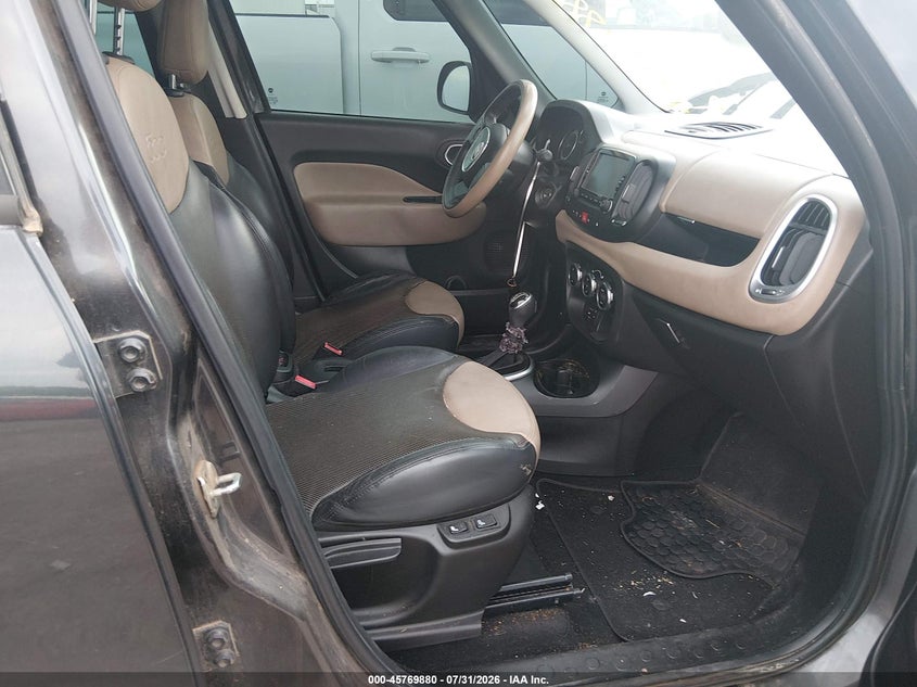 2014 FIAT 500L auction photo 5