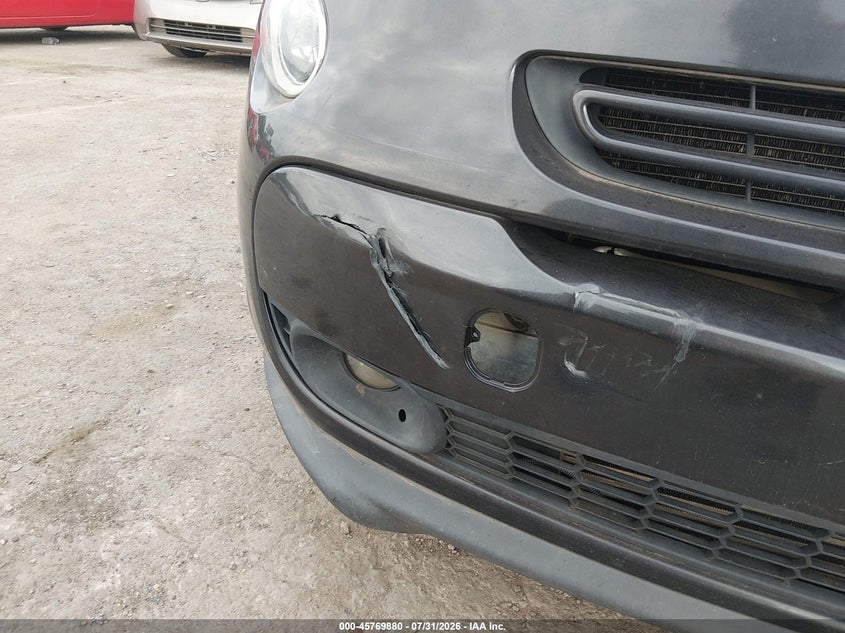 2014 FIAT 500L auction photo 6