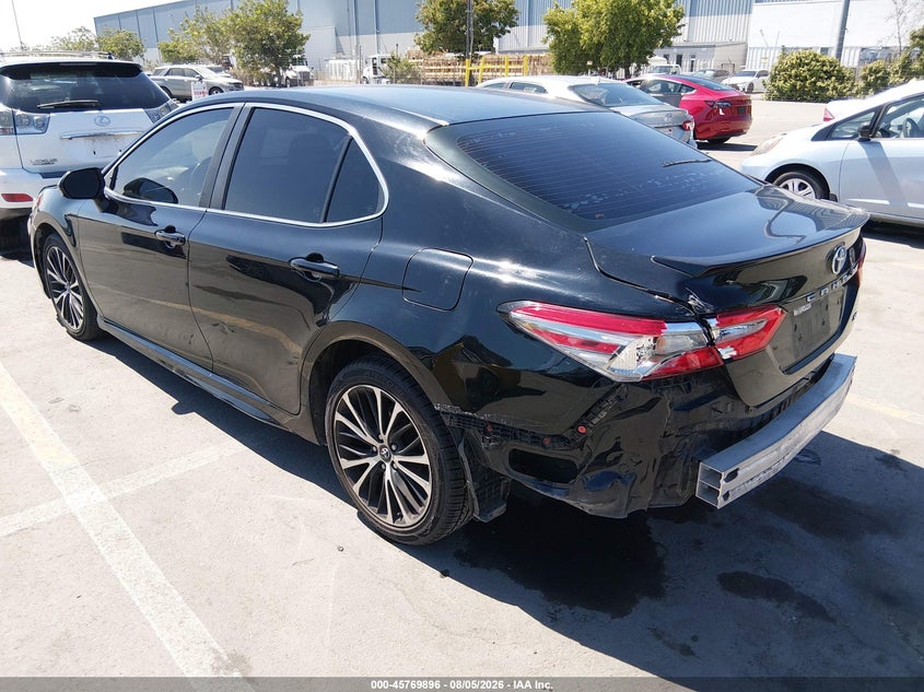 Vin: 4t1b11hk2ju579032, lot: 46268645, toyota camry se 20183