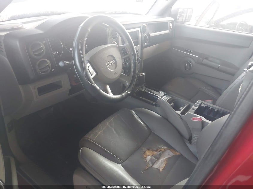 2010 JEEP COMMANDER auction photo 5
