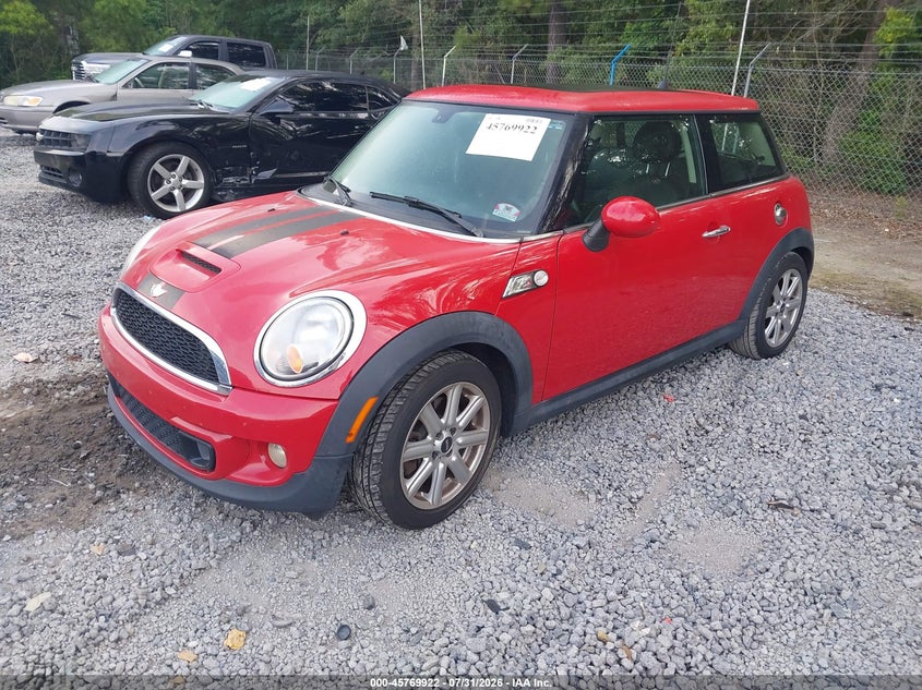 2013 MINI HARDTOP auction photo 2