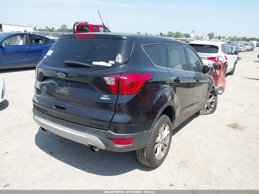 Vin: 1fmcu9gd9kuc26205, lot: 46268679, ford escape se 20194