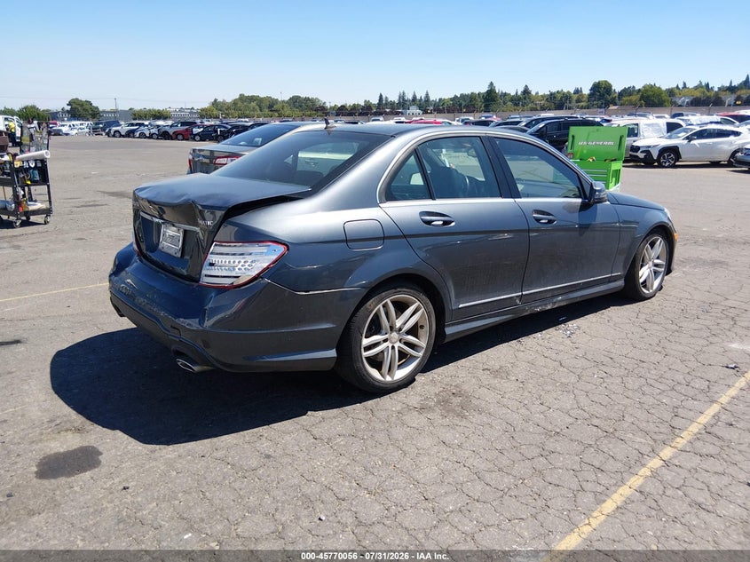 Vin: wddgf8ab2ea895638, lot: 46268805, mercedes-benz c 300 sport 4matic 20144