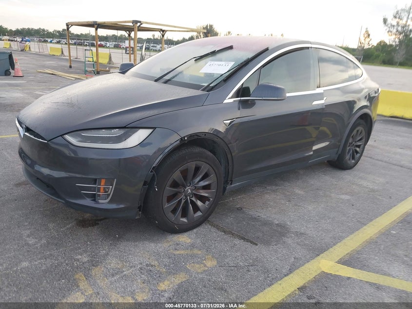 2018 TESLA MODEL X auction photo 2