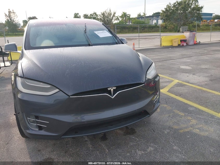 2018 TESLA MODEL X auction photo 6