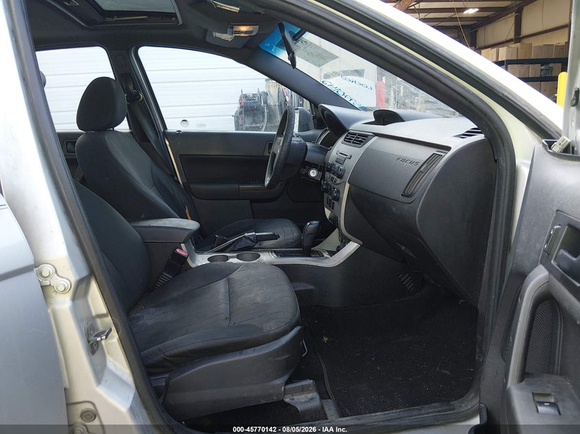 2010 FORD FOCUS auction photo 5