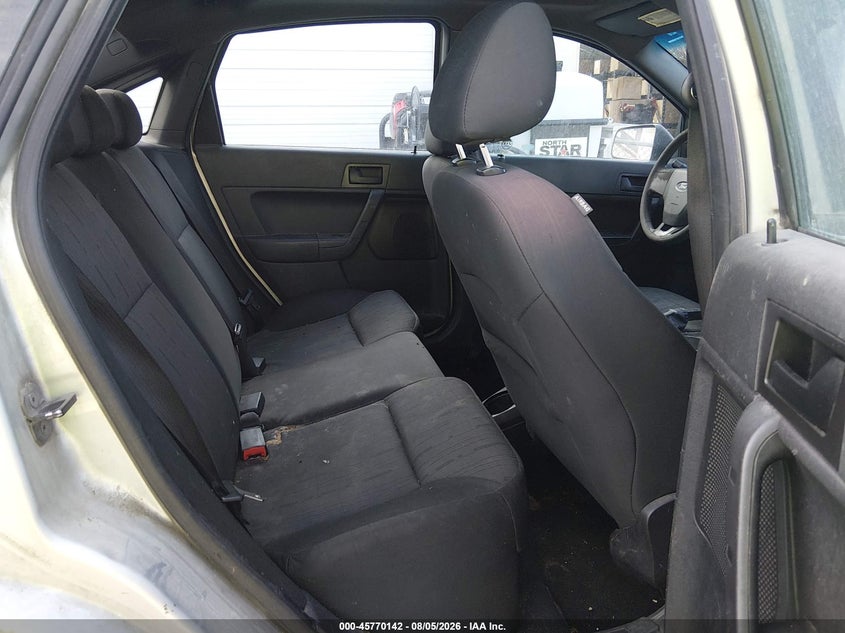 2010 FORD FOCUS auction photo 8