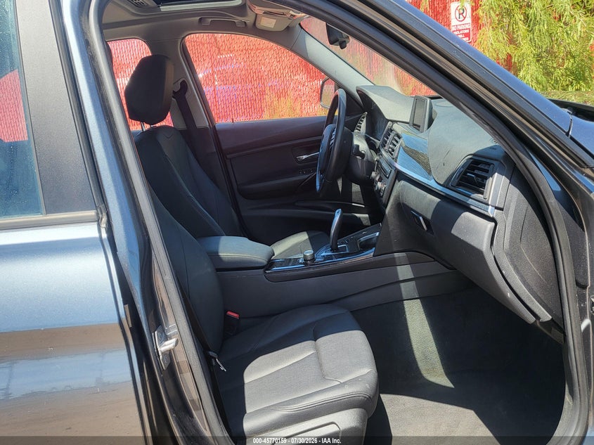 2015 BMW 320I auction photo 5