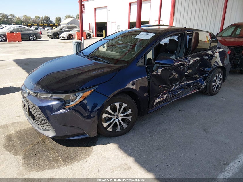 2022 Toyota Corolla, Left Side, IAAI, VIN JTDEAMDE1NJ049967 — photo 2