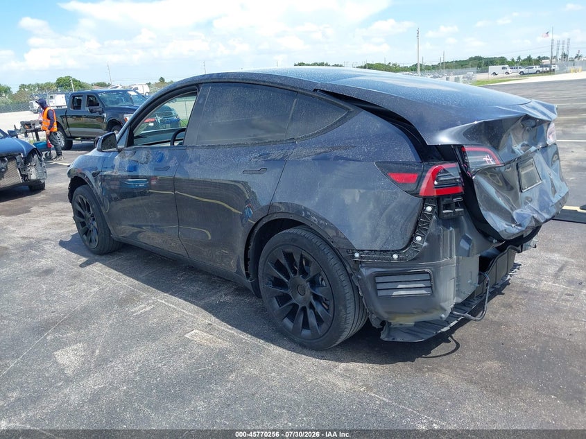 2025 TESLA MODEL Y auction photo 3