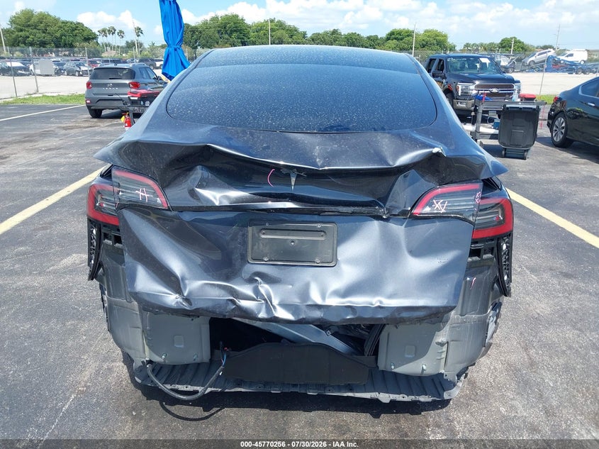 2025 TESLA MODEL Y auction photo 6