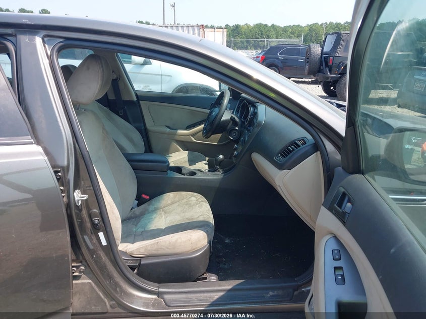 2013 KIA OPTIMA auction photo 5