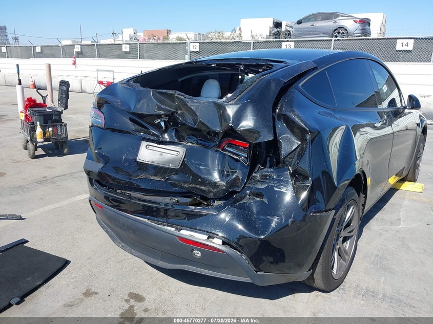2025 TESLA MODEL Y auction photo 6