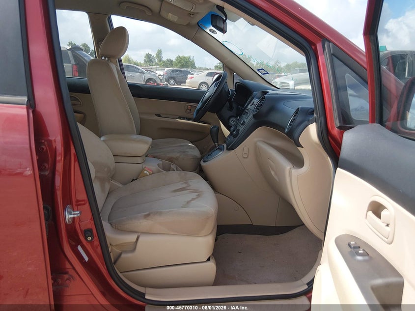2008 KIA RONDO auction photo 5