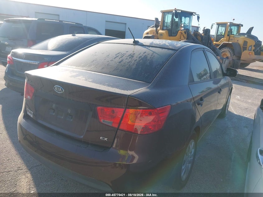 2010 KIA FORTE auction photo 4