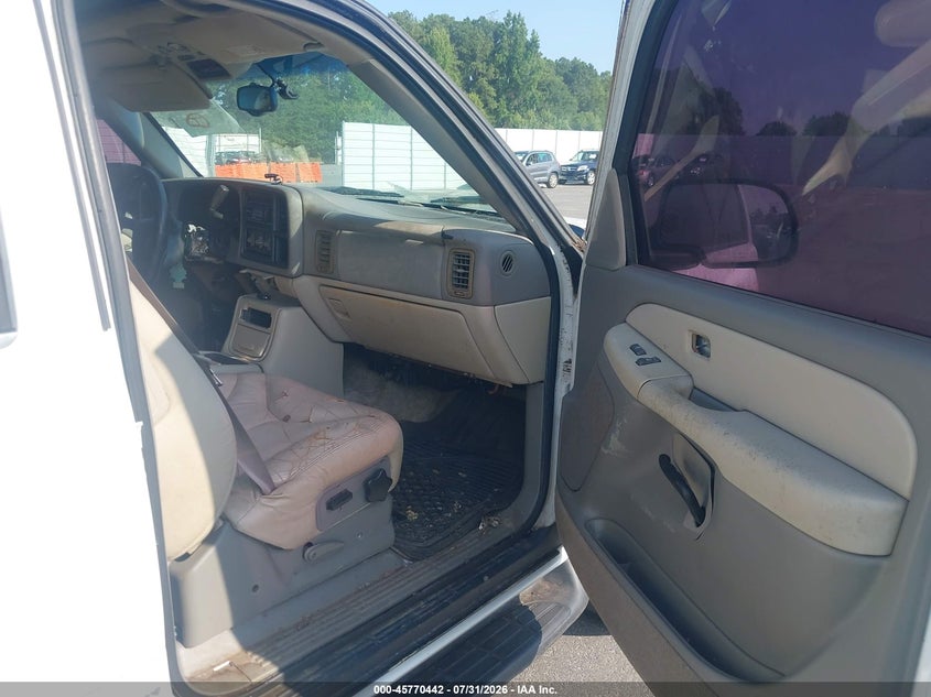 2001 GMC YUKON XL 1500 auction photo 5