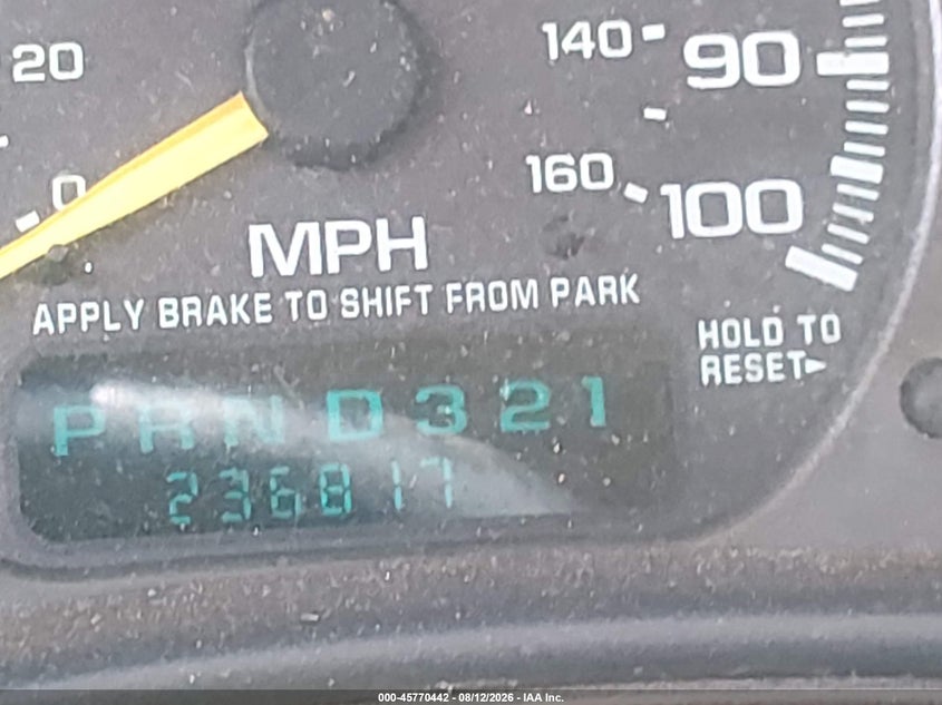 2001 GMC YUKON XL 1500 auction photo 7