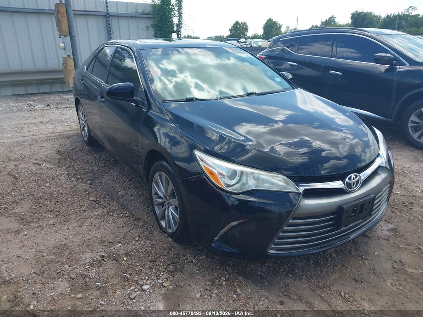 2017 TOYOTA CAMRY auction photo 1