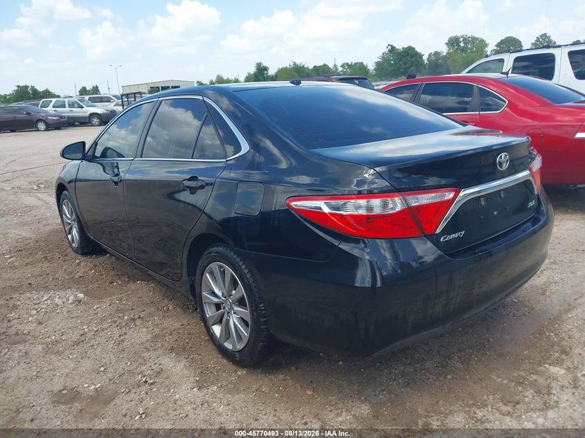2017 TOYOTA CAMRY auction photo 3