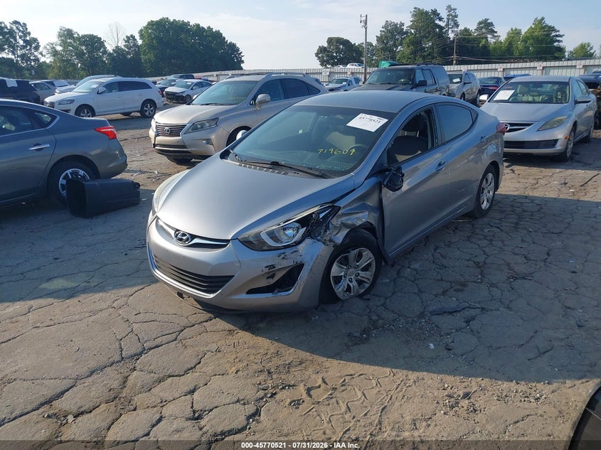 2016 HYUNDAI ELANTRA auction photo 2
