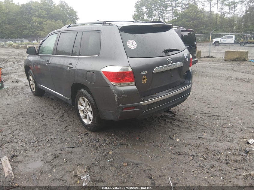 Vin: 5tdbk3eh6cs144432, lot: 46269302, toyota highlander base v6 20123