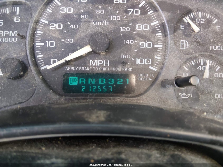2002 GMC YUKON XL 1500 auction photo 7