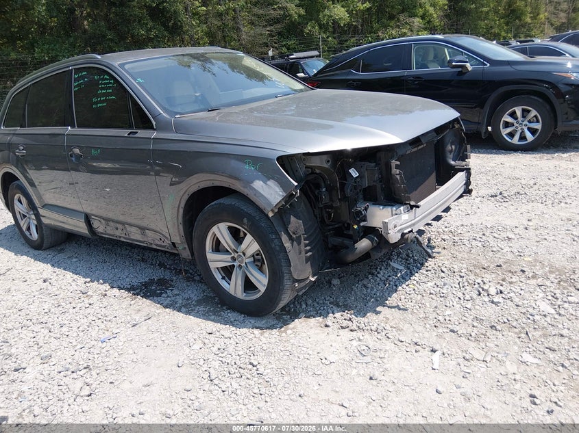 AUDI Q7 - zdjęcie 19