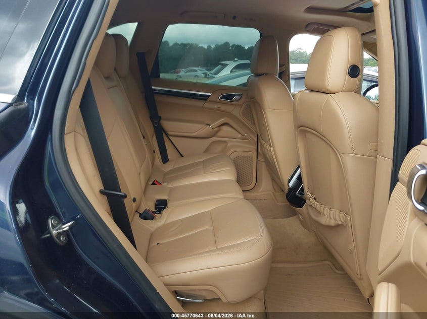 2011 PORSCHE CAYENNE auction photo 8