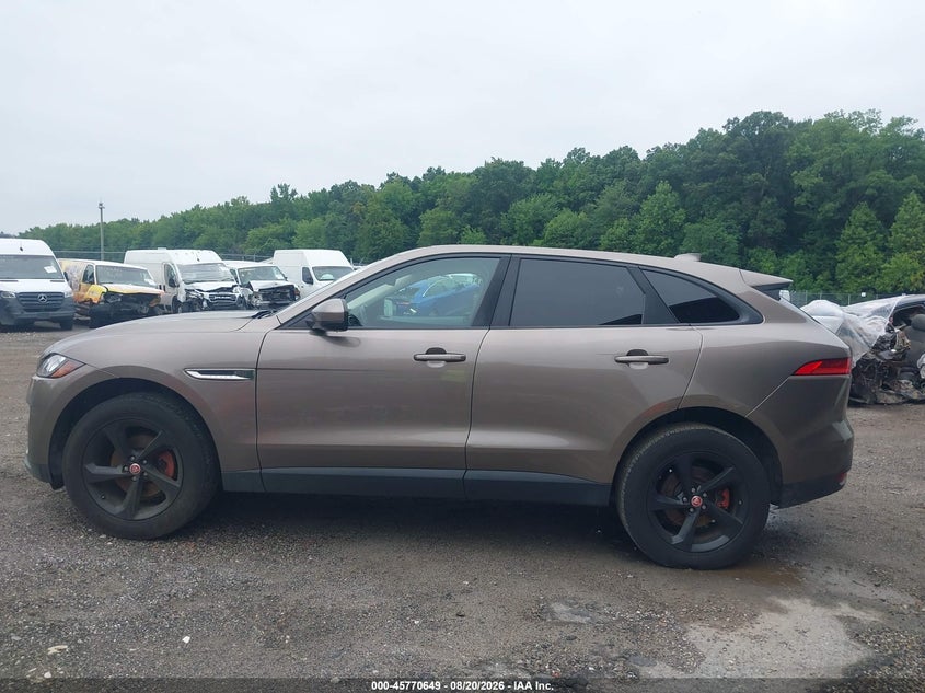 JAGUAR F-PACE - zdjęcie 15