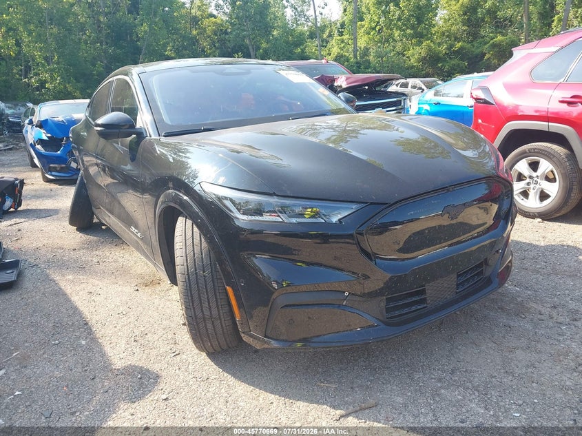 Vin: 3fmtk3su1pmb02077, lot: 46269449, ford mustang mach-e premium 2023 img_1