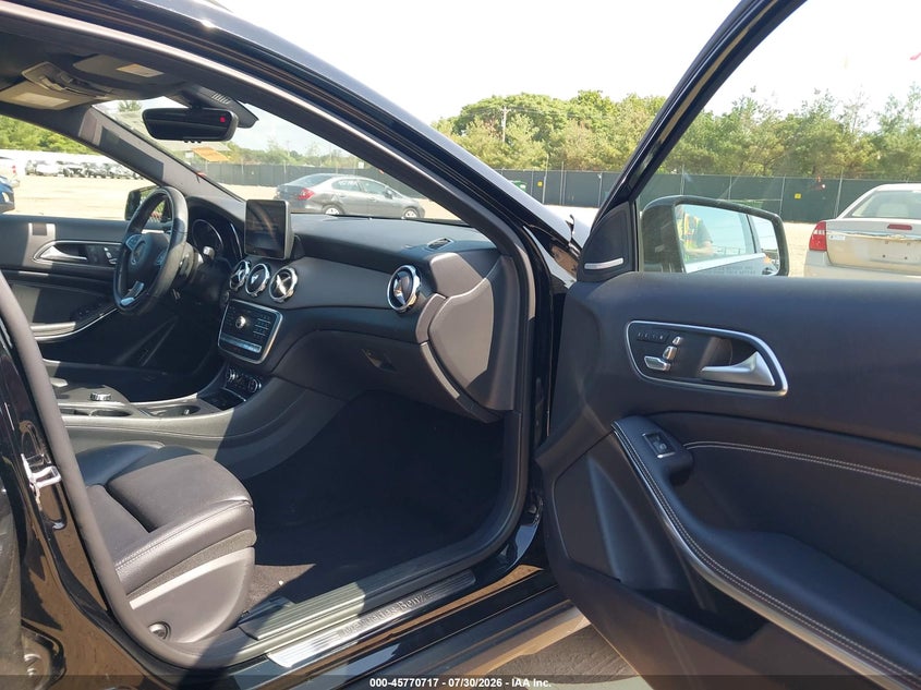 2019 MERCEDES-BENZ GLA 250 auction photo 5