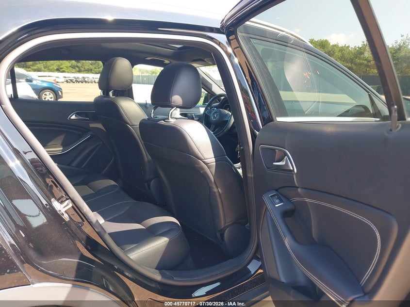 2019 MERCEDES-BENZ GLA 250 auction photo 8
