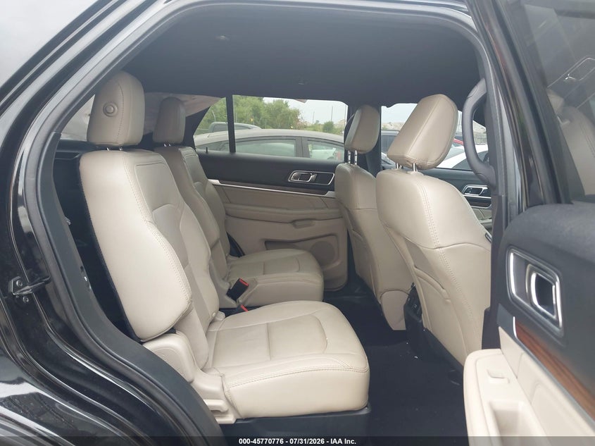 2018 FORD EXPLORER auction photo 8
