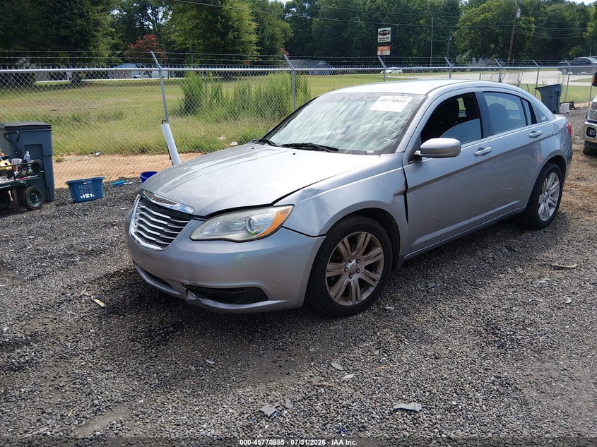Vin: 1c3ccbbb3dn694839, lot: 46269635, chrysler 200 touring 20132