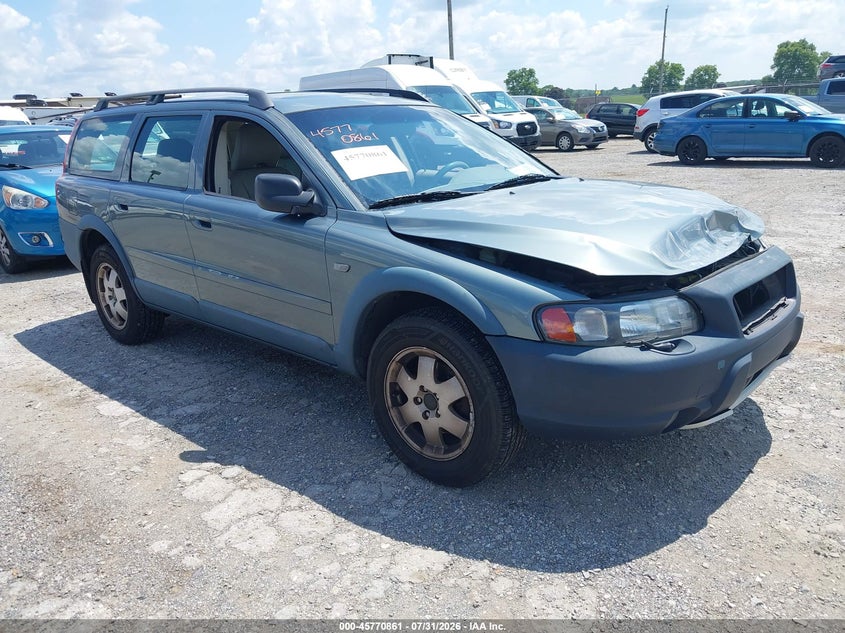 2002 VOLVO V70 auction photo 1