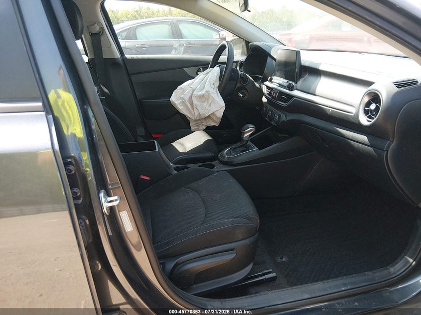 2021 KIA FORTE auction photo 5