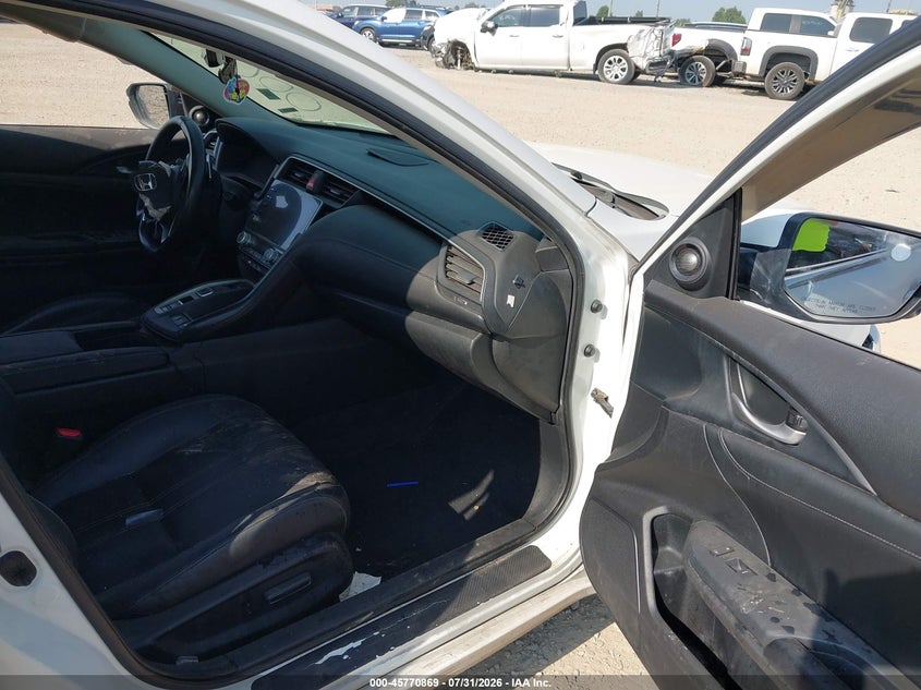 2019 HONDA INSIGHT auction photo 5