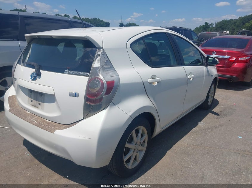 Vin: jtdkdtb32d1539502, lot: 46269688, toyota prius c three 20134