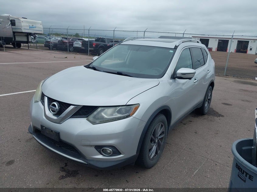 2016 NISSAN ROGUE auction photo 2