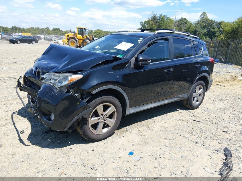 2015 Toyota RAV 4, Front End, IAAI, VIN 2T3RFREV5FW279741 — photo 2