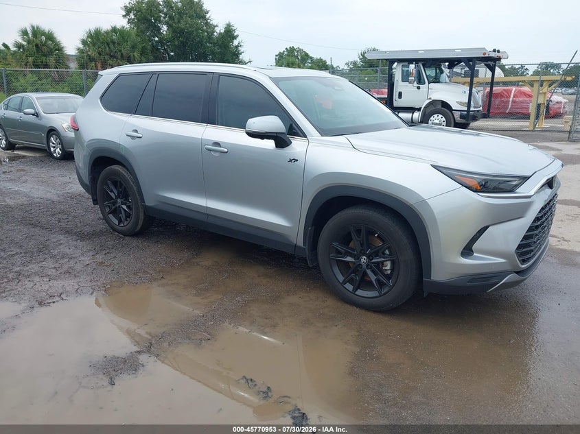 Vin: 5tdaaaa55rs010678, lot: 46269733, toyota grand highlander limited 2024 img_1