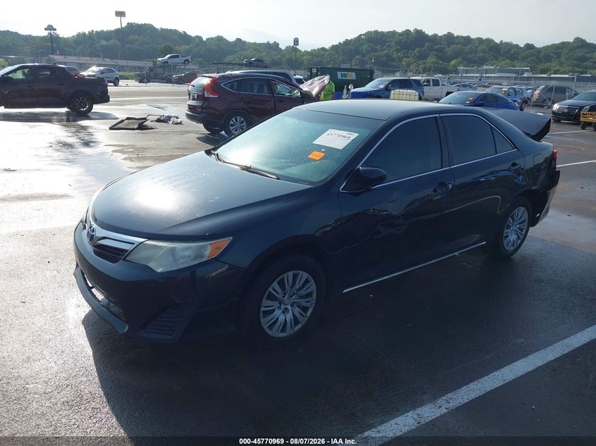 Vin: 4t1bf1fk1cu005612, lot: 46269749, toyota camry le 20122