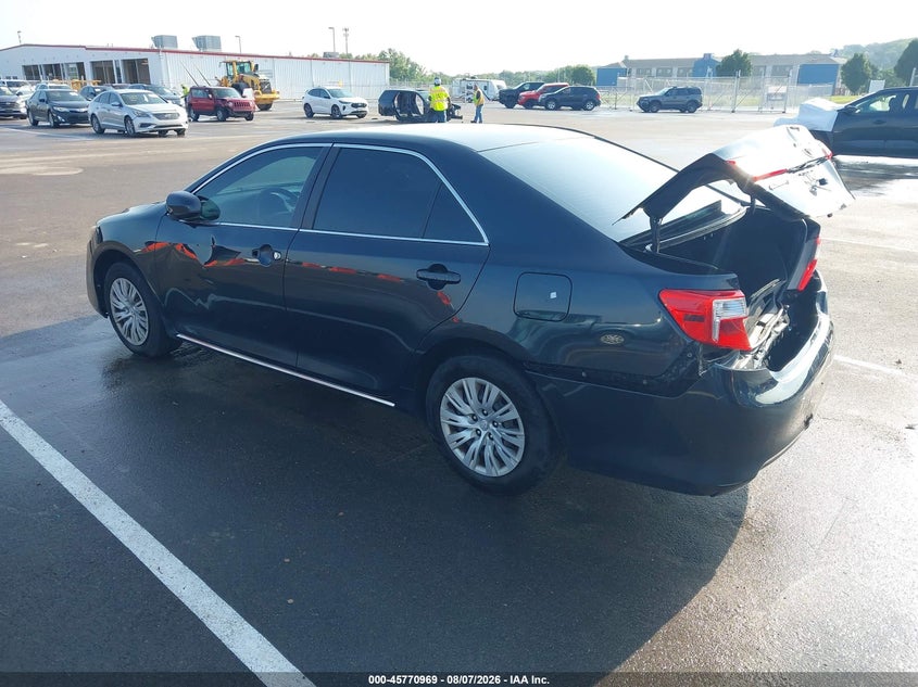 Vin: 4t1bf1fk1cu005612, lot: 46269749, toyota camry le 20123