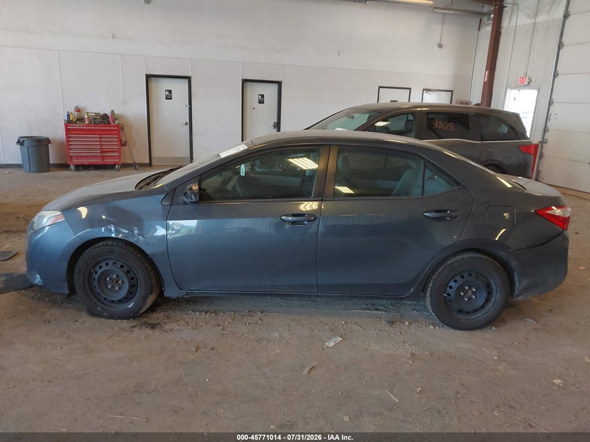 TOYOTA COROLLA - zdjęcie 14