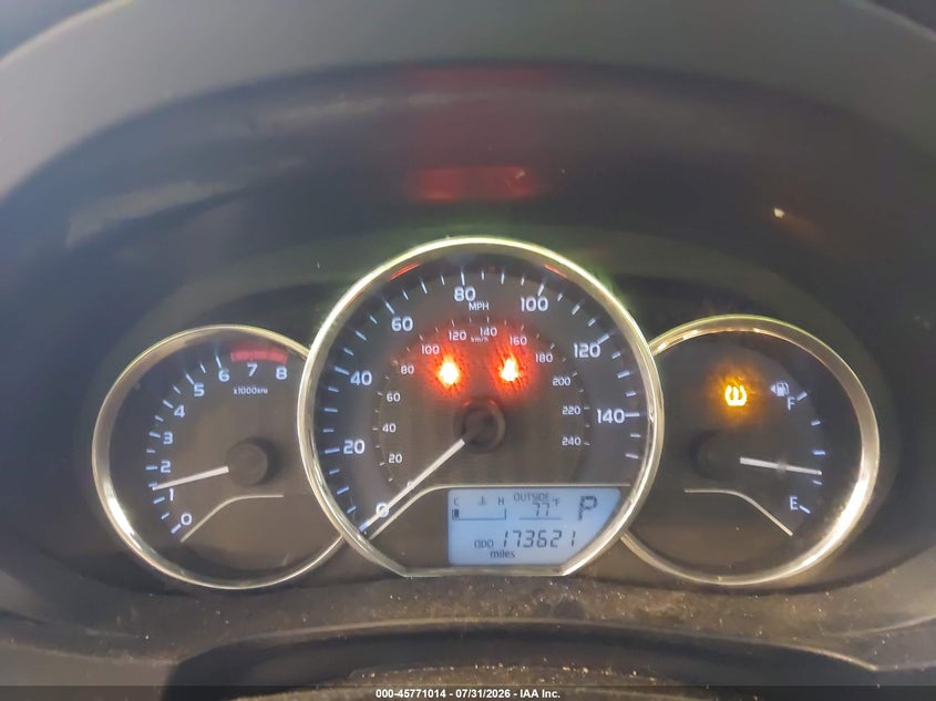 2015 TOYOTA COROLLA auction photo 7