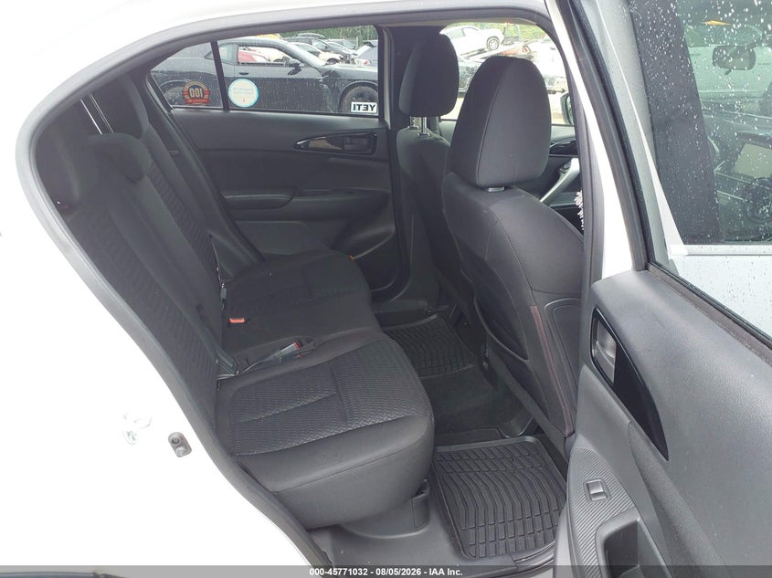 2018 MITSUBISHI ECLIPSE CROSS auction photo 8