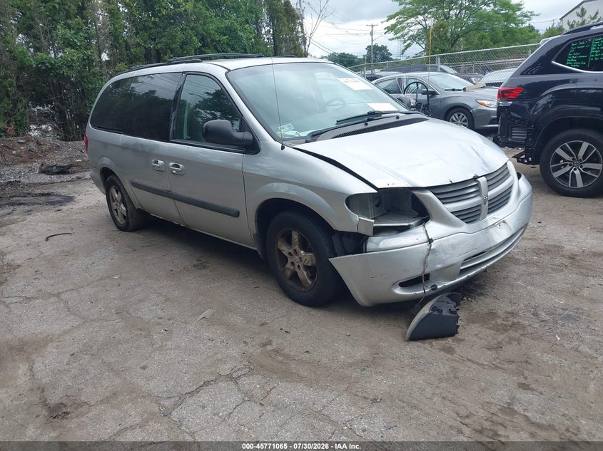 2005 DODGE GRAND CARAVAN auction photo 1