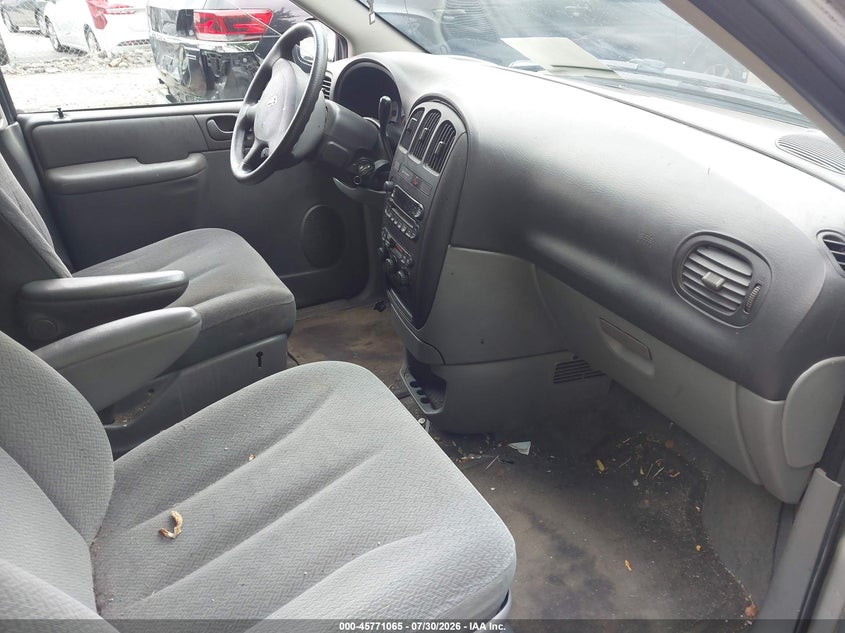 2005 DODGE GRAND CARAVAN auction photo 5